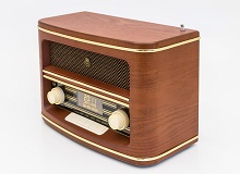 GPO Winchester DAB/FM Radio Wood