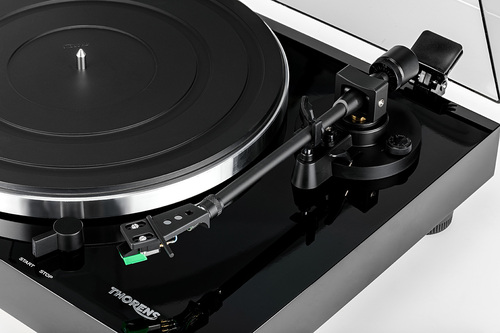 Thorens TD 202 High Gloss Black AT95E