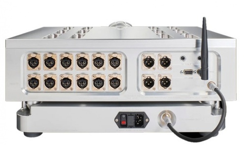 Dan D'Agostino Momentum HD Preamplifier Silver