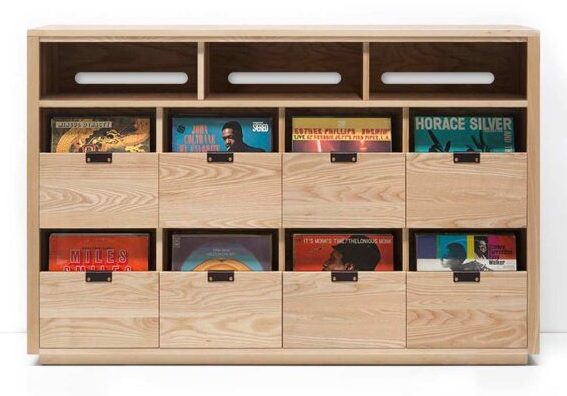 Symbol Audio Dovetail 4 x 2.5 with Equipment Shelf Toffee