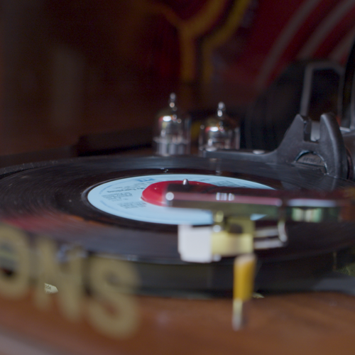 Rock-Ola Bubbler Vinyl 45 with Bluetooth Signature John Papa