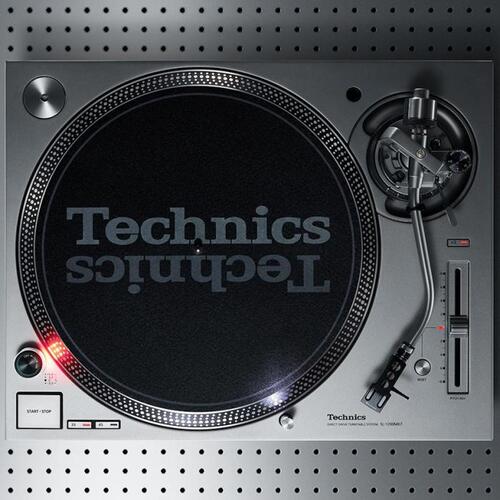 Technics SL-1200 MK7 Silver