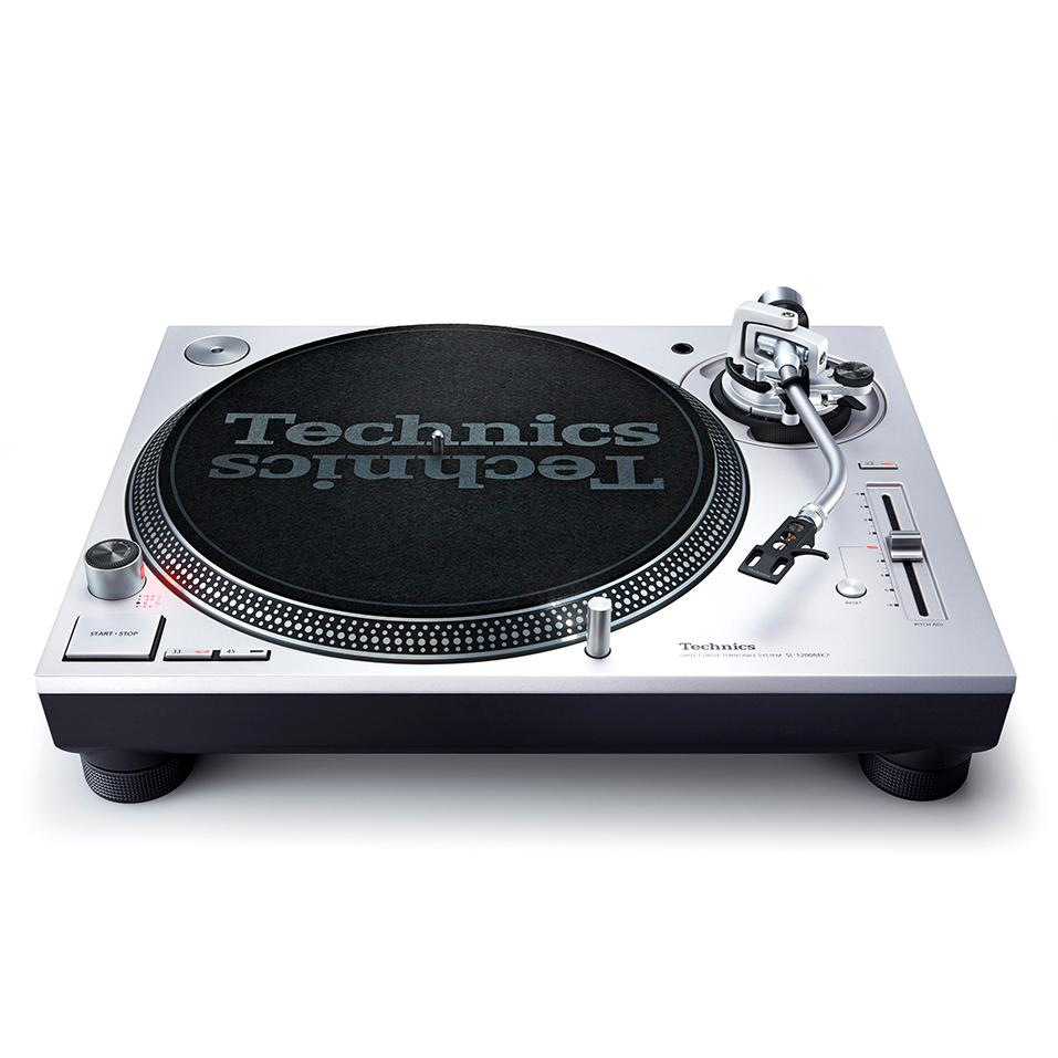 Technics SL-1200 MK7 Silver