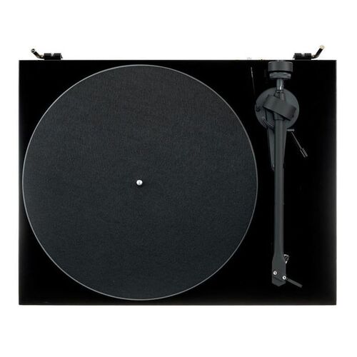 Pro-Ject Audio Debut III DC Esprit High Gloss Black OM 5E