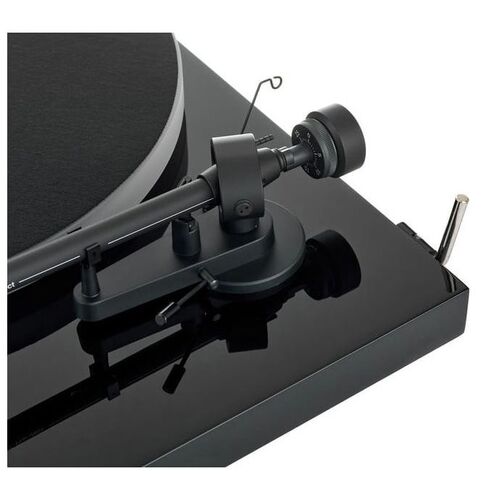 Pro-Ject Audio Debut III DC Esprit High Gloss Black OM 5E