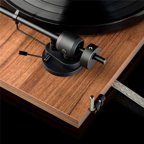 Pro-Ject Audio E1 Phono Satin Walnut OM 5E