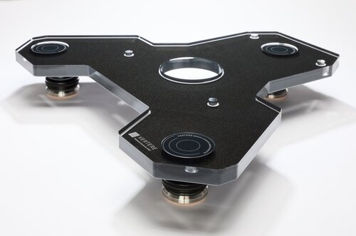 Vertere RG‐1Iso Shelf Black Metallic+Isolator Foots