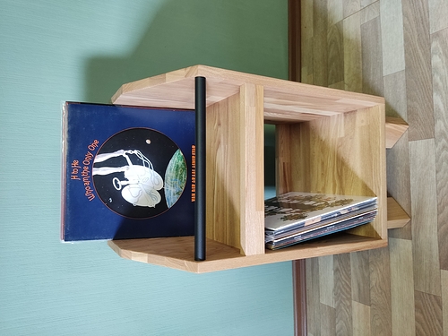 OnlyVinyl Vinyl Record Stand Natural Ash