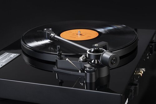 Dual CS 618Q Satin Black