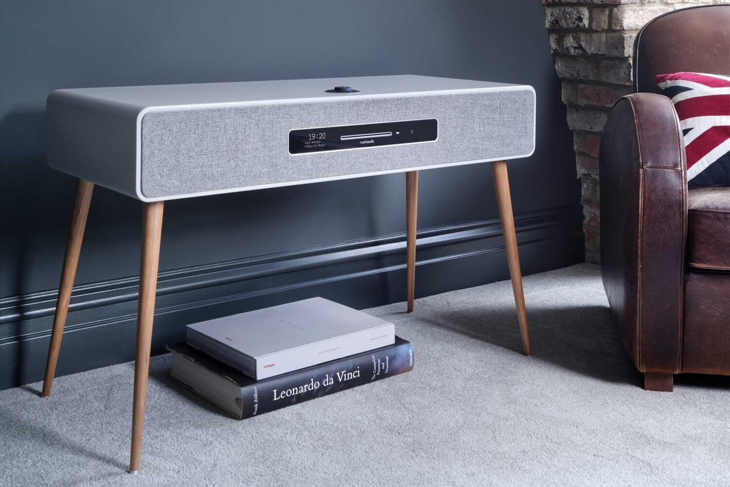 Ruark Audio R7 MK3 Soft Grey.