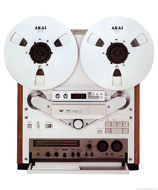 Akai GX-747 Silver