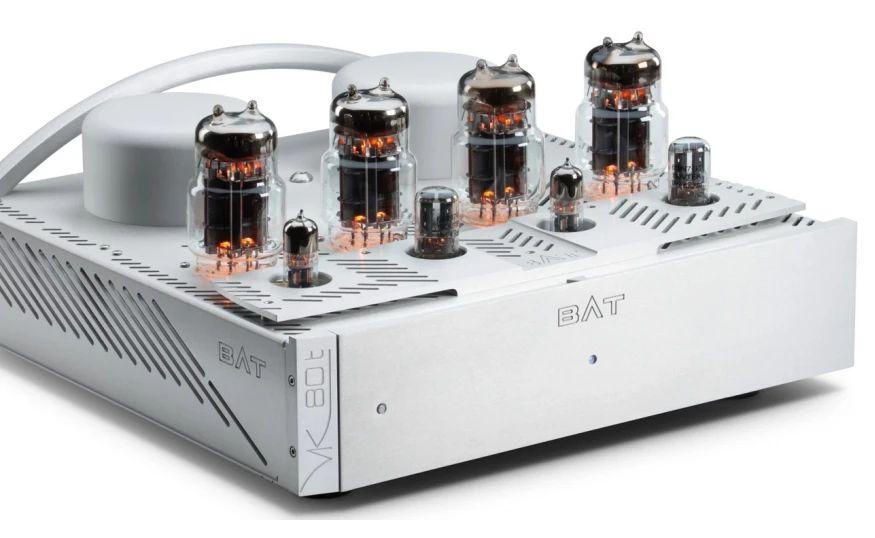 BAT VK-80T Amplifier Monoblocks Silver