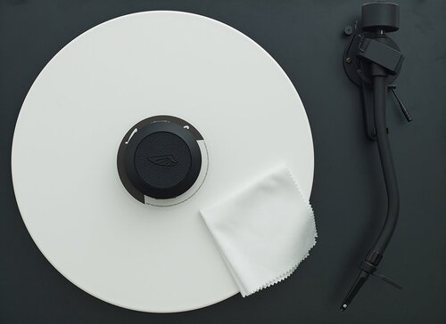 Analog Renaissance Magic Groove Cleaner
