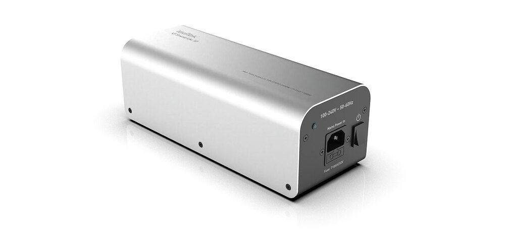 IsoTek V5 Syncro Uni 10 C13 Silver