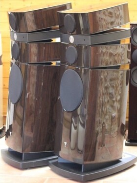 Focal Stella Utopia EM Evo Wood Natural Walnut