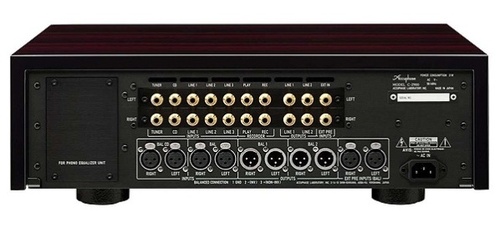 Accuphase C-2900