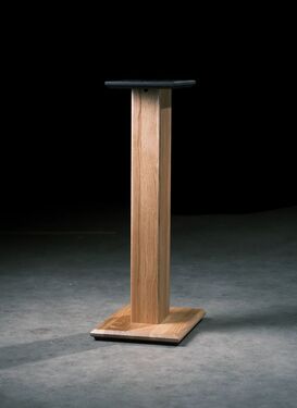 Buchardt Audio Buchardt Stands - Solid Wood Black/Oak/Oak