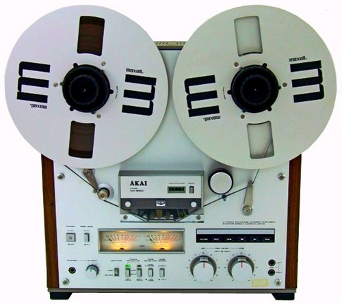 Akai GX-620