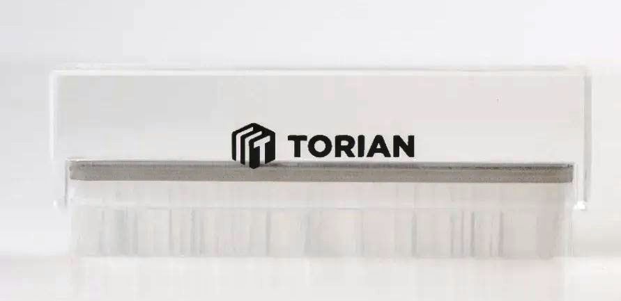 Torian Nylon Brush White