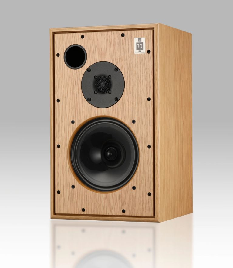Harbeth M30.2 XD Walnut