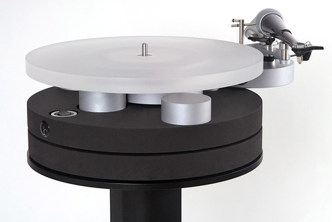 Wilson Benesch The Circle Turntable