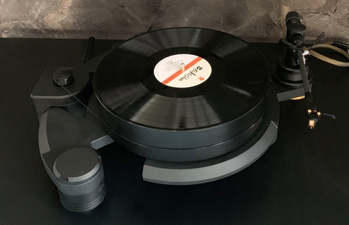 Zavfino-1877Phono ZV8-X + Aeshna Carbon