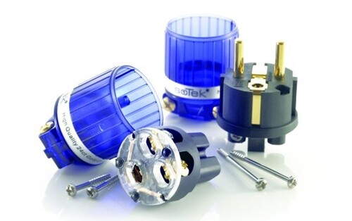 IsoTek EU Schuko plug