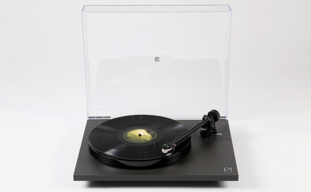 Rega Planar 1 Plus Matt Black Carbon MM