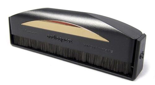 AudioQuest Super-Conductive Record Brush