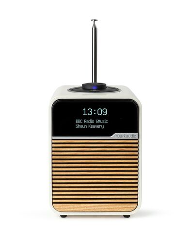 Ruark Audio R1 MK4 Deluxe Bluetooth Radio Light Cream